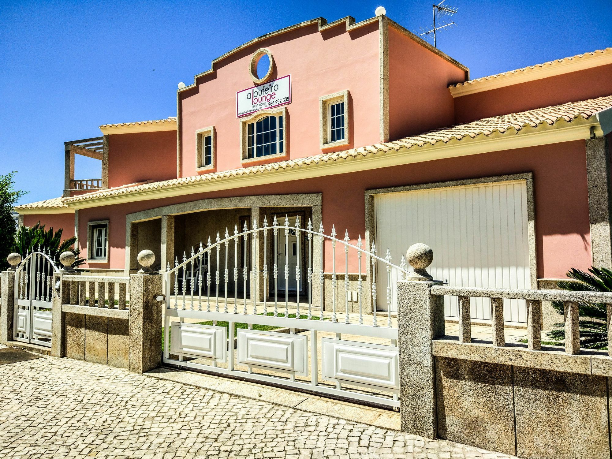 Albufeira Lounge Hostel エクステリア 写真